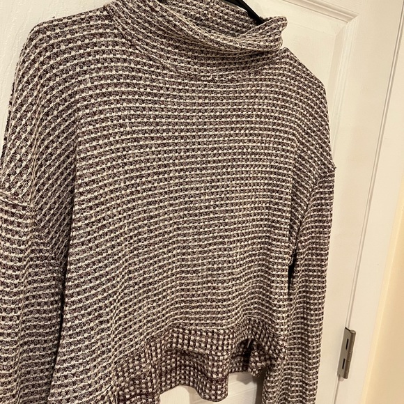 Free People Turtleneck Waffle Knit✨ - Picture 6 of 13